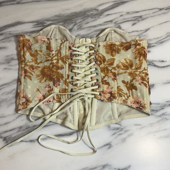 Urban Outfitters Out From Under Fairy Floral Corset Top Strapless Coquette SZ S - Picture 5 of 7